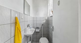 von_poll_real_estate_property_25093020_image_6