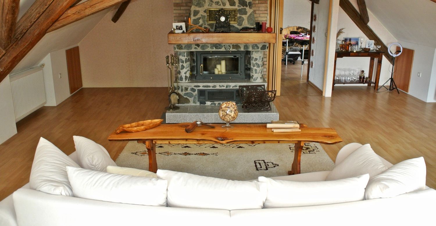 Wohnzimmer DG