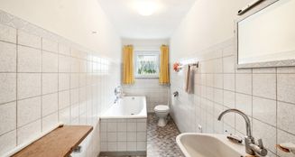 von_poll_real_estate_property_25093033_image_12