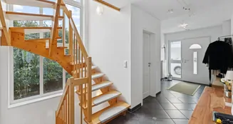 von_poll_real_estate_property_25093057_image_13