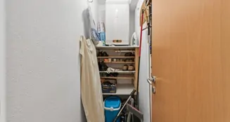 von_poll_real_estate_property_25093045_image_8