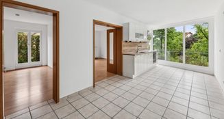 von_poll_real_estate_property_25093038_image_0
