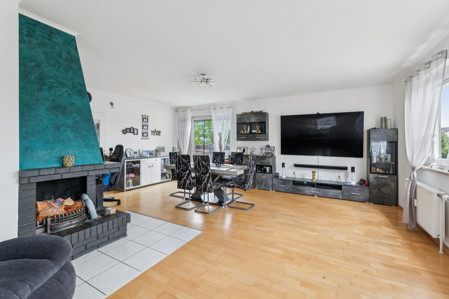 Wohn- und Esszimmer