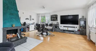 von_poll_real_estate_property_25093043_image_2