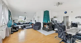 von_poll_real_estate_property_25093043_image_0