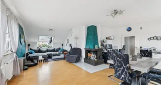 von_poll_real_estate_property_25093043_image_0