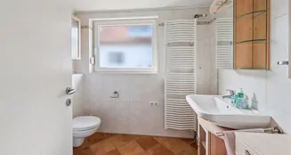 von_poll_real_estate_property_25093056_image_5