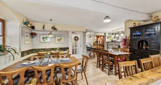 von_poll_real_estate_property_25093048_image_12