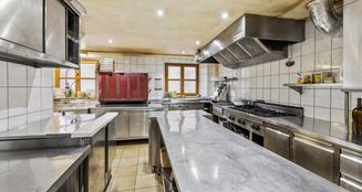 von_poll_real_estate_property_25093048_image_8