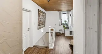 von_poll_real_estate_property_25093069_image_9