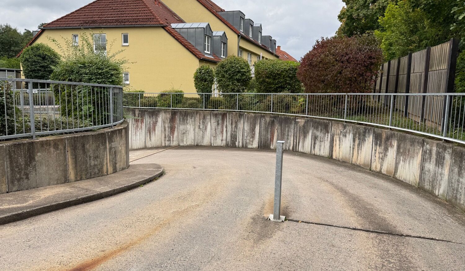 Zufahrt Tiefgarage