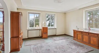 von_poll_real_estate_property_25093059_image_13