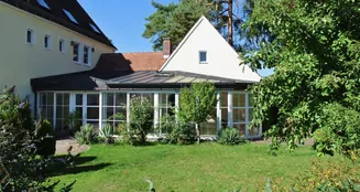 von_poll_real_estate_property_25093059_image_2