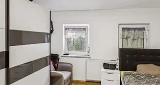 von_poll_real_estate_property_25093072_image_12