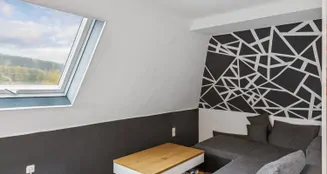 von_poll_real_estate_property_25093072_image_13