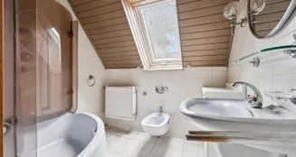 von_poll_real_estate_property_26093003_image_9