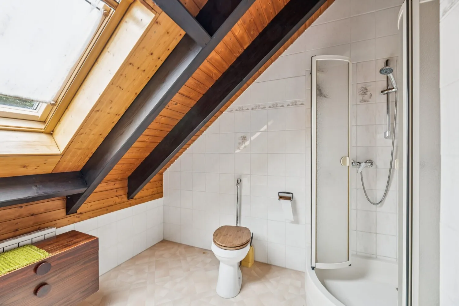 Badezimmer DG