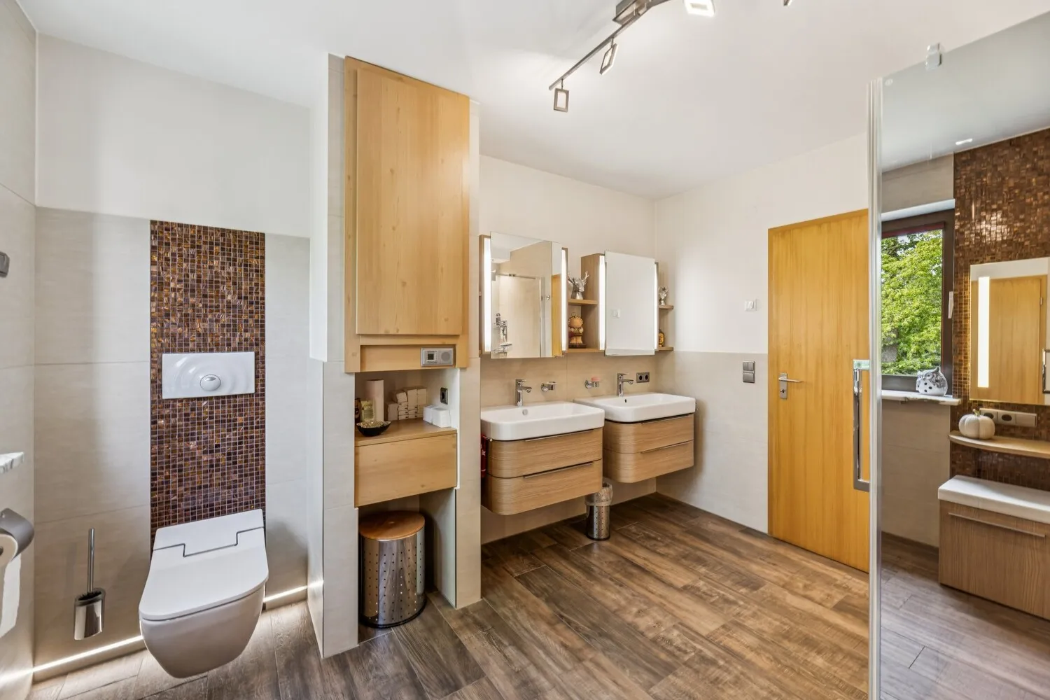 Badezimmer EG