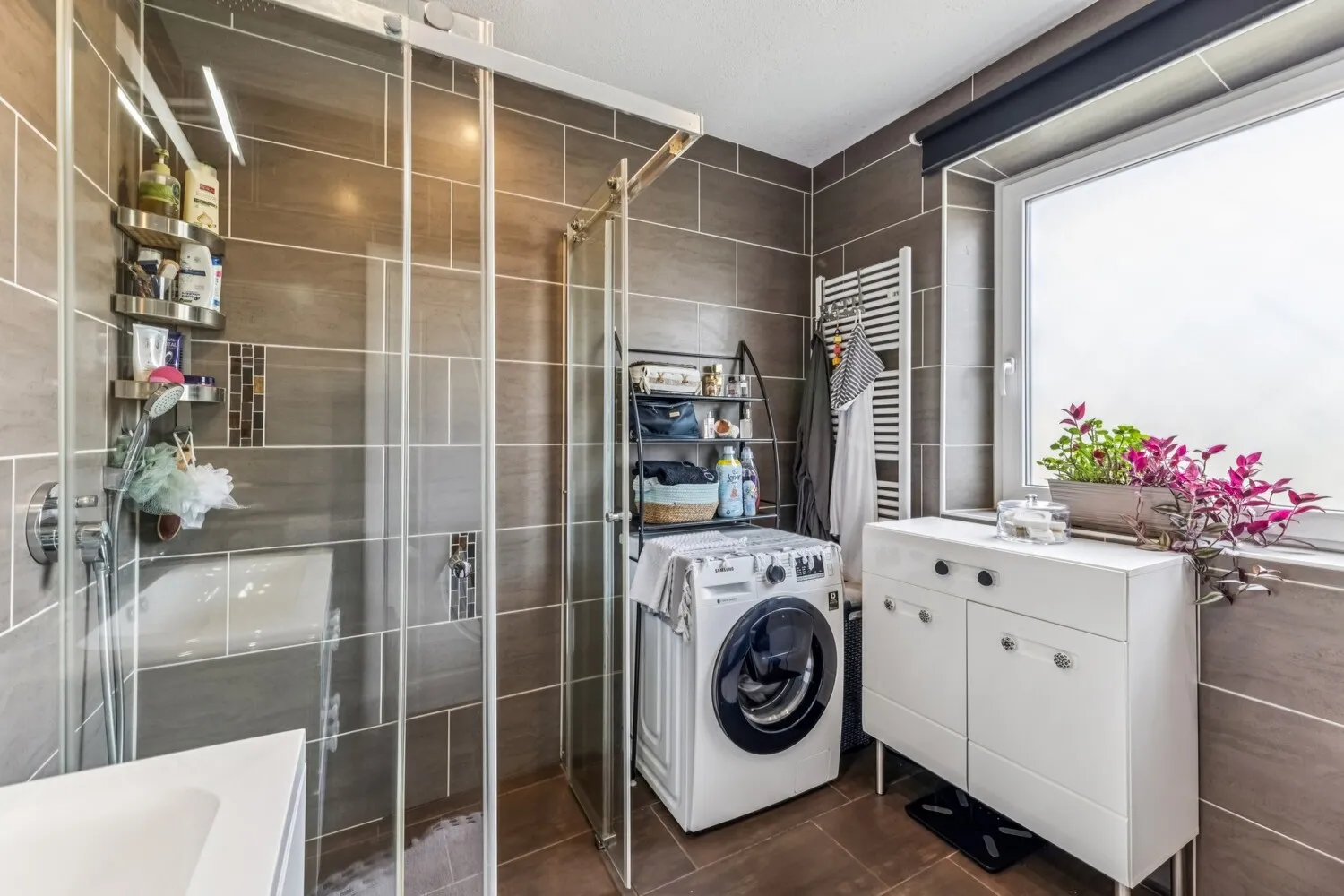 Badezimmer EG
