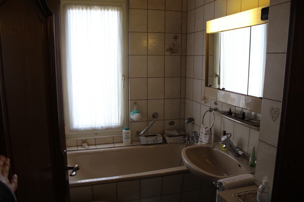 Wannenbad Vorderhaus EG