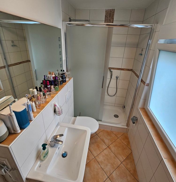 Badezimmer 1. OG
