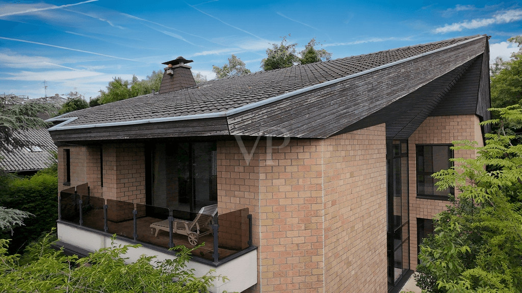 Exklusives Wohnen in Bestlage - Architektenhaus mit viel Privatsphäre!