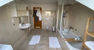 von_poll_real_estate_property_25134013_image_5