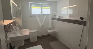 von_poll_real_estate_property_25134021_image_10