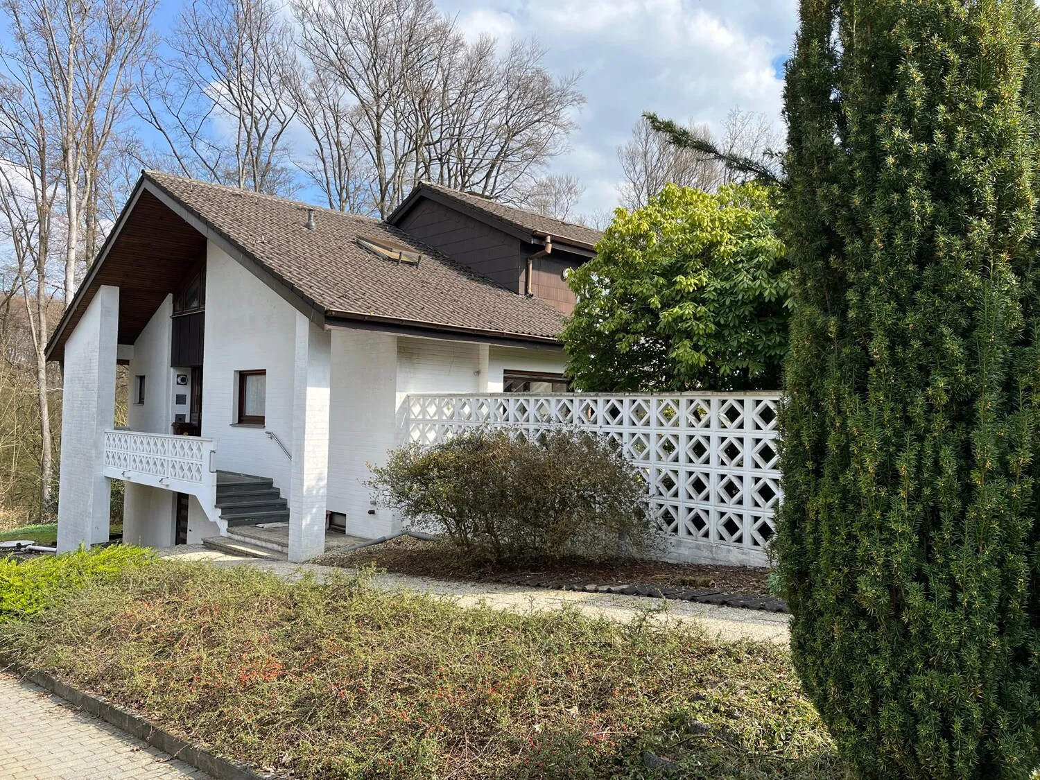 Beste Lage in Tente! Freistehendes Einfamilienhaus in absolut ruhiger und grüner Lage