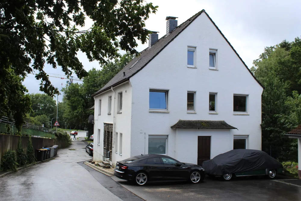 Großes Einfamilienhaus auch als Mehrgenerationenhaus nutzbar, zentrumnah