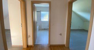 von_poll_real_estate_property_25133847_image_8