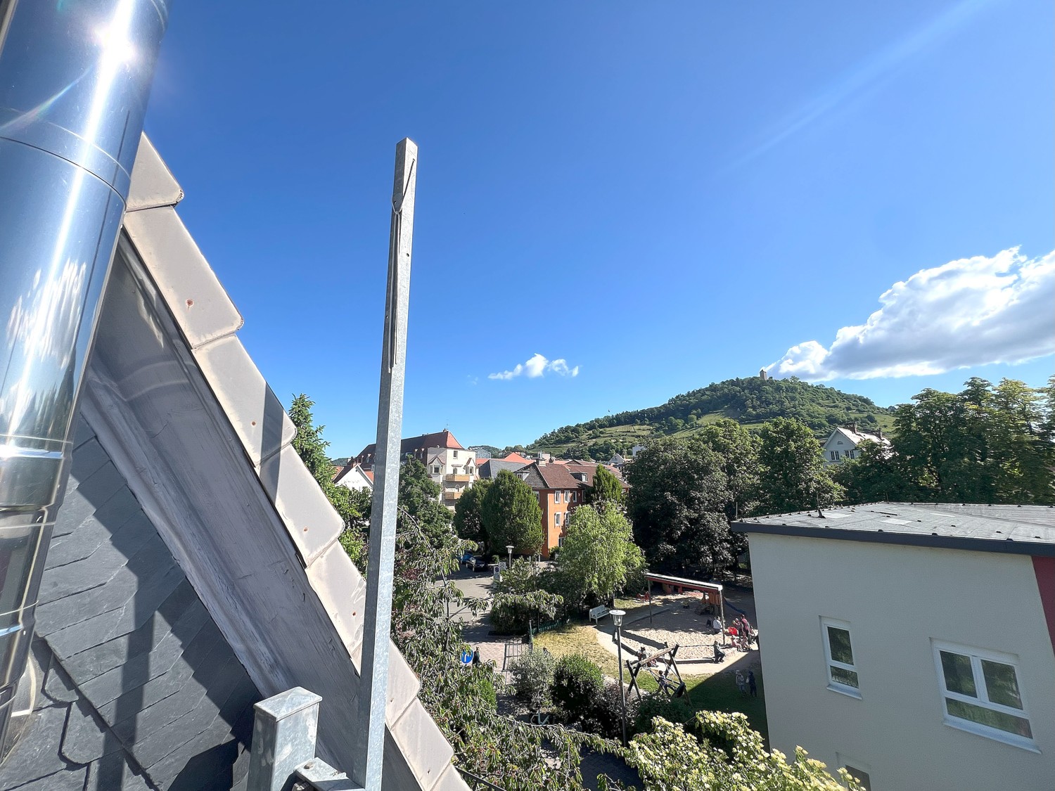 Traumhafter Ausblick zur Starkenburg und zu den Weinbergen
