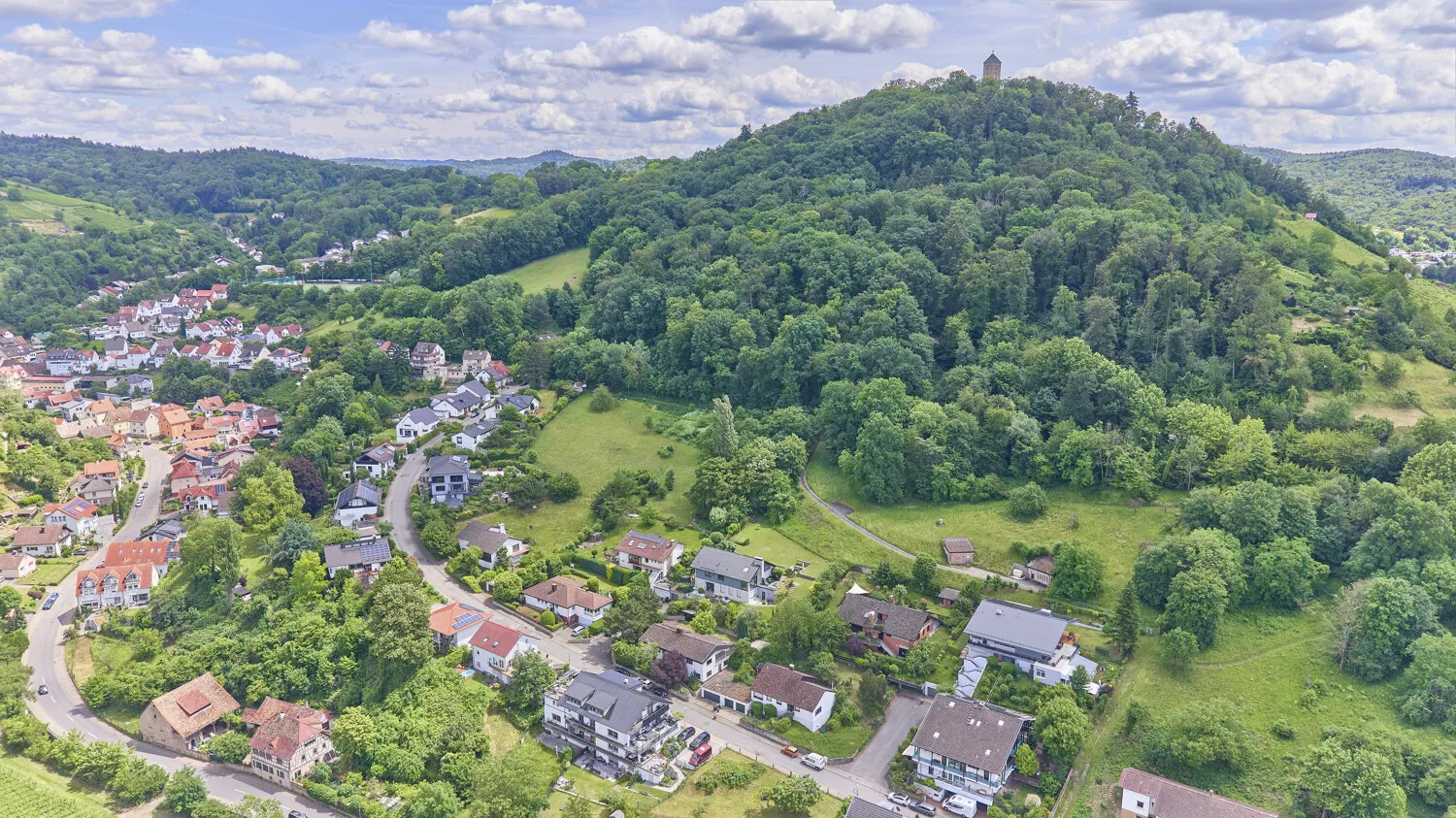Unterhalb der Starkenburg