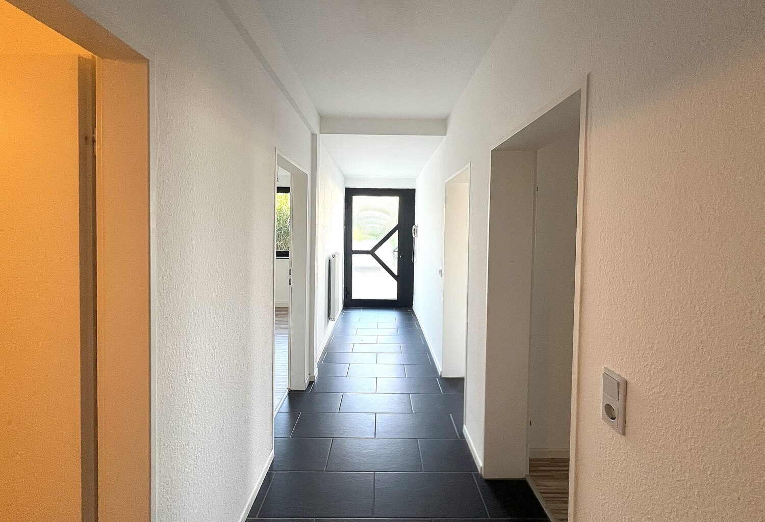 Blick zum Eingang der Einliegerwohnung