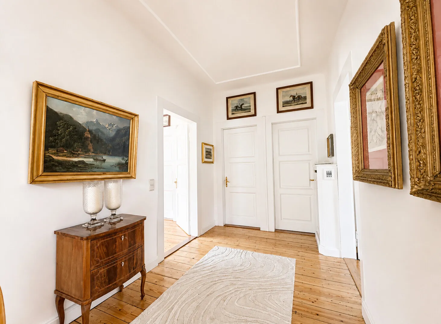 Original Parkettböden im OG und DG