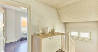 von_poll_real_estate_property_24133752_image_21