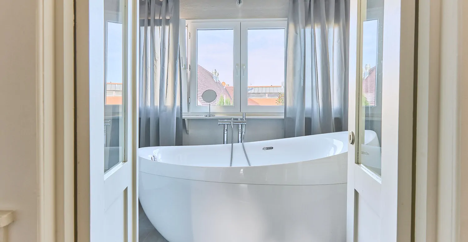 ...freistehender Badewanne