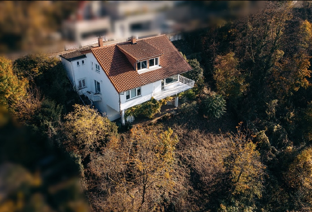 Individuelles Wohnen in traumhafter Aussichtslage von Alsbach, inmitten der Natur!