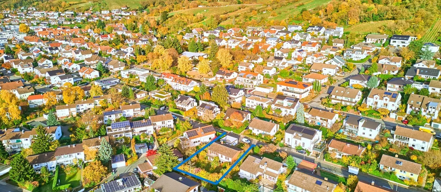 Lage mit Grundstück