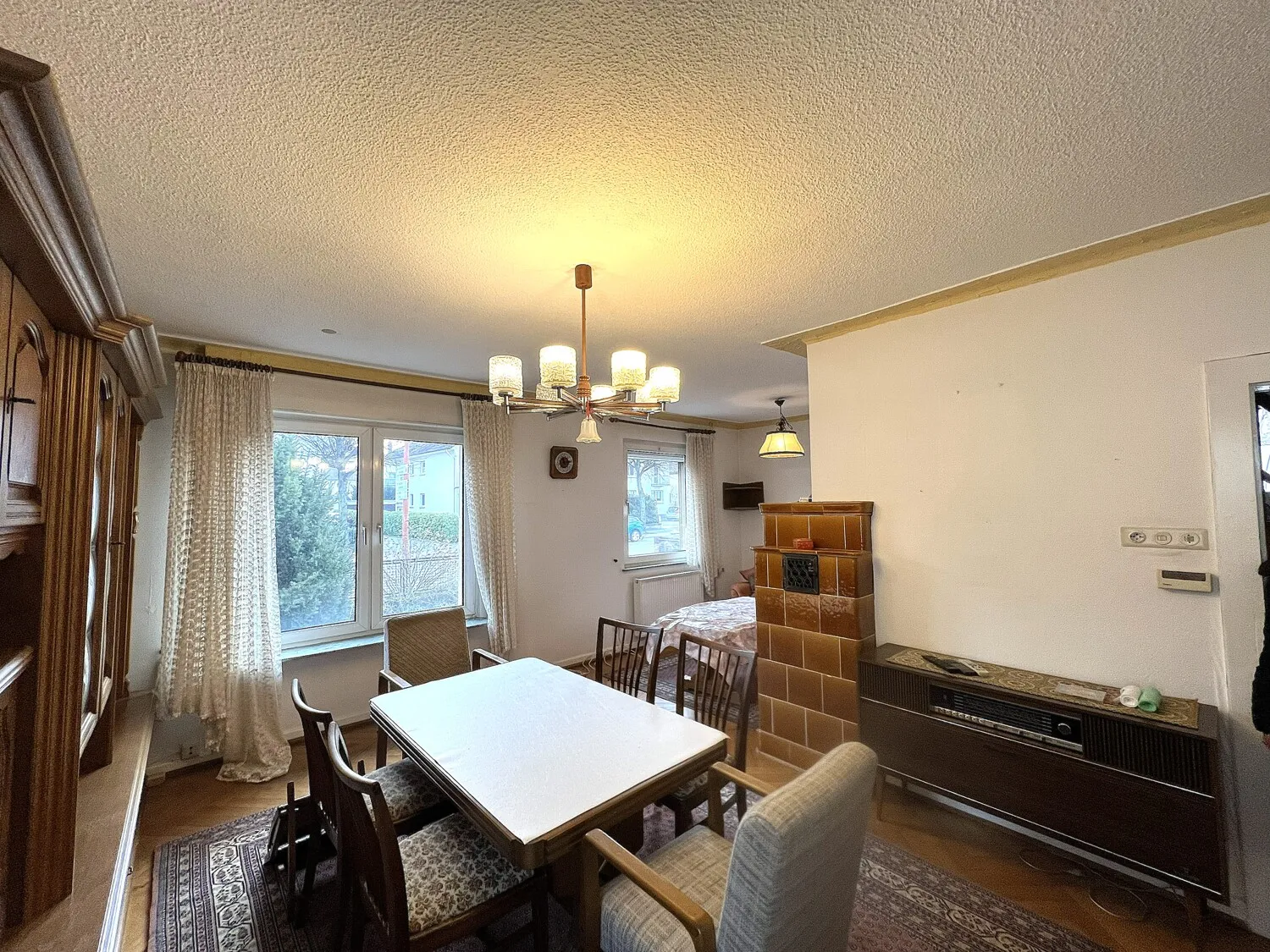 Wohnzimmer mit Kaminofen