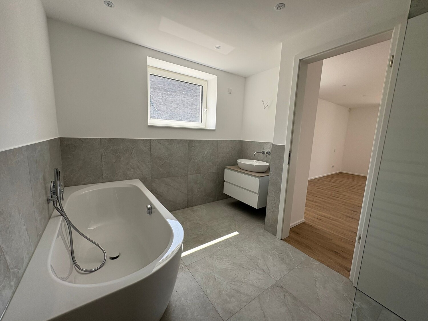 Hauptbadezimmer