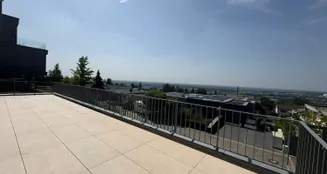 von_poll_real_estate_property_25133816_image_0