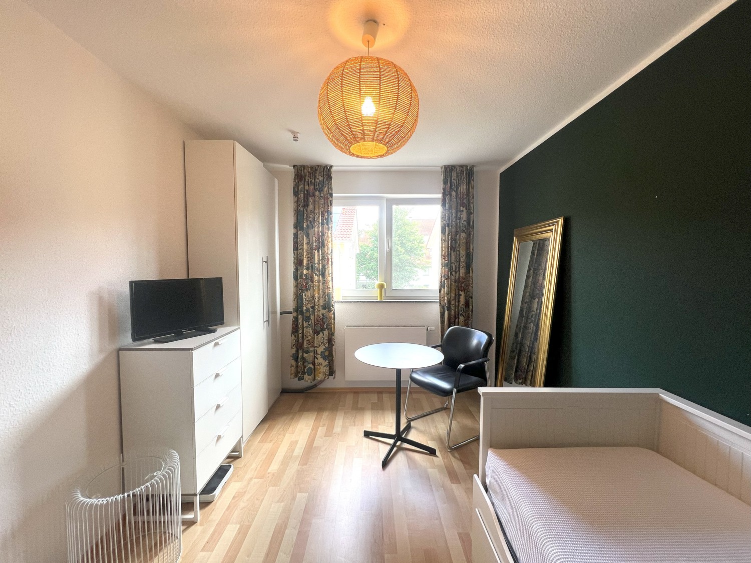 Mögliches Kinder- oder Arbeitszimmer