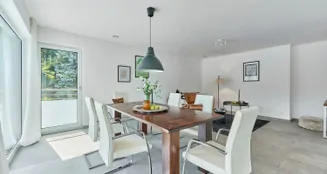 von_poll_real_estate_property_25133836_image_1