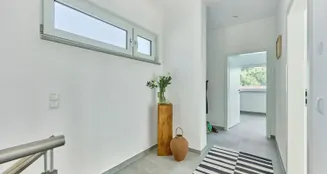 von_poll_real_estate_property_25133836_image_7