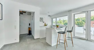 von_poll_real_estate_property_25133836_image_3