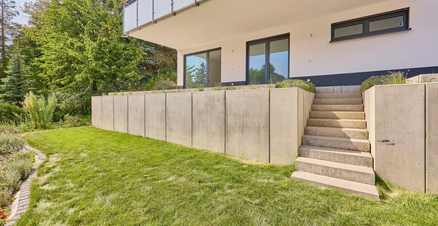 Terrasse im Gartengeschoss