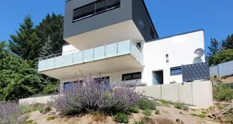 von_poll_real_estate_property_25133836_image_0