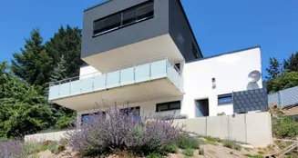 von_poll_real_estate_property_25133836_image_0