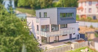 von_poll_real_estate_property_25133836_image_0